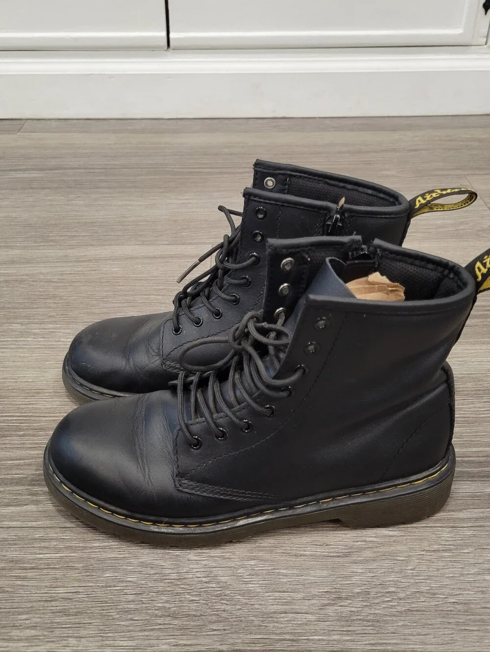 Dr. Martens Black Lace-Up Leather Streetwear Combat Boots Junior Size 4